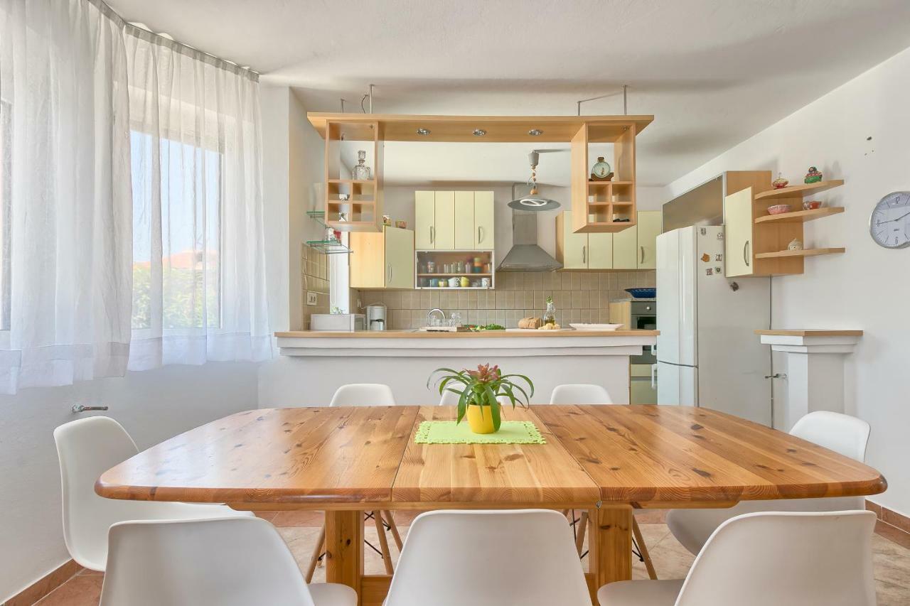 Holiday Home Nikol Pula Exterior photo